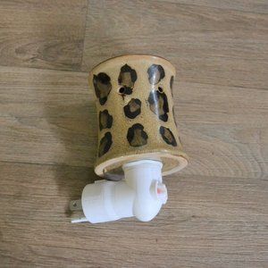 Scentsy Leopard Cheetah Print Plug In Wax Warmer Fragrance